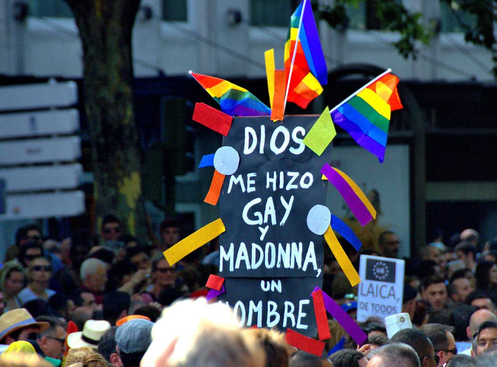 GOD MADE ME GAY MAN AND MADONNA" DIA DEL ORGULLO GAY MADR